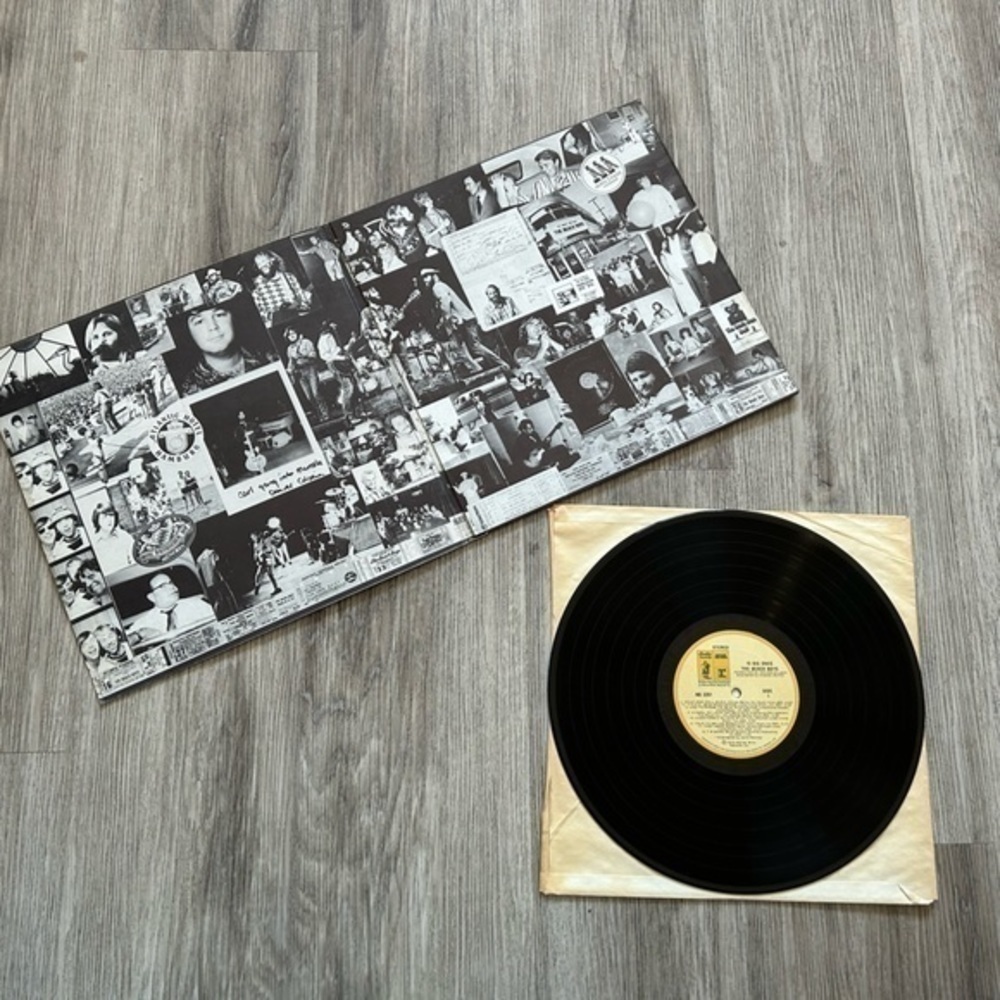 THE BEACH BOYS 15 Big Ones vintage 1976 Warner Bros Records vinyl Lp album. 12” - Picture 2 of 9